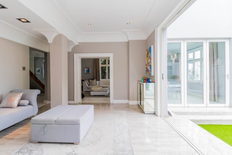 3 Bedroom Property for Sale in Fresnaye Western Cape